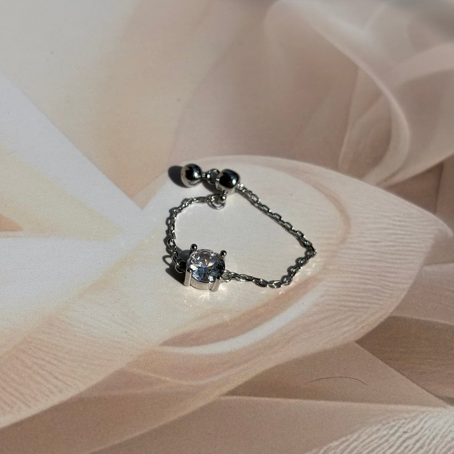 Luna Chain Ring