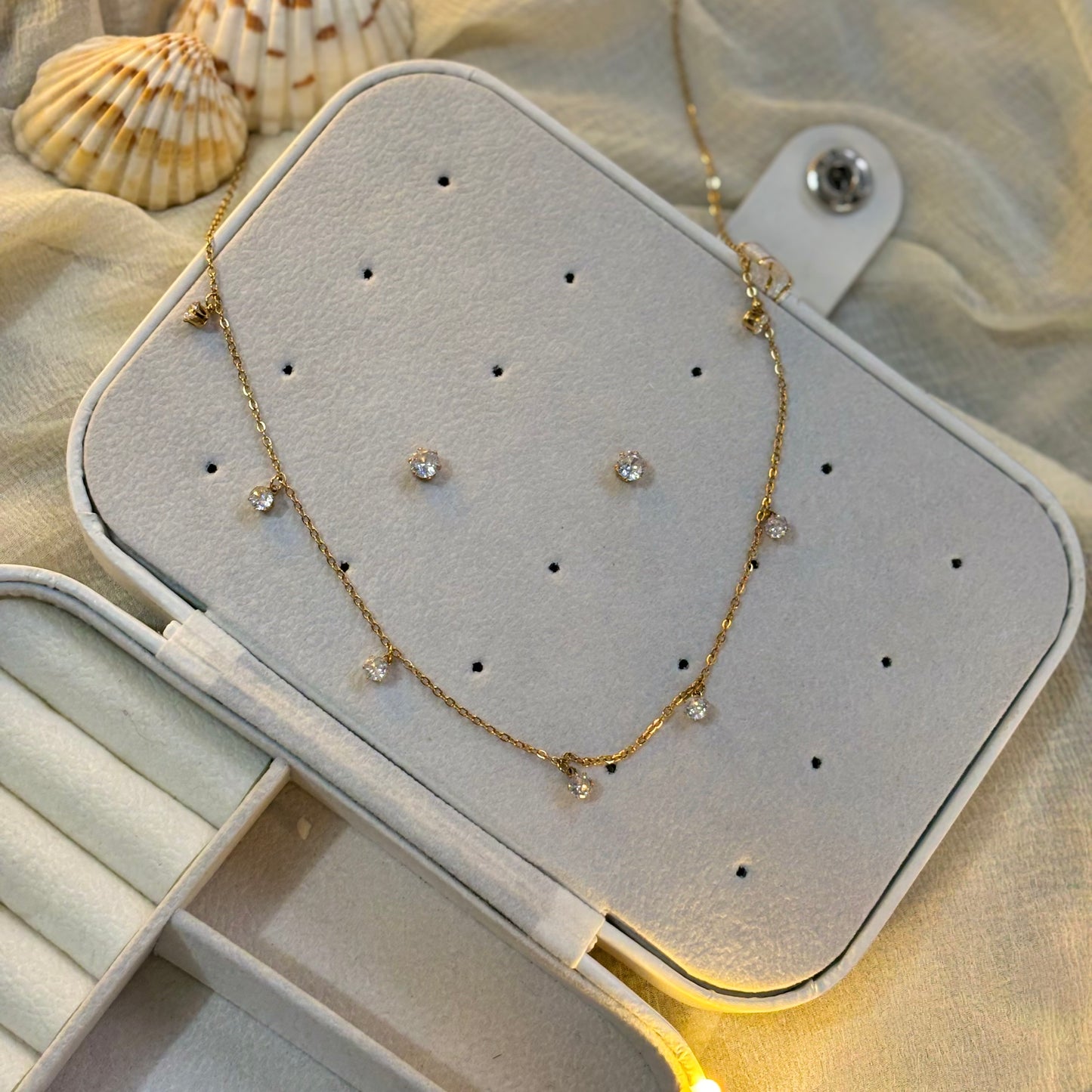 Tiny Solitaire Charms Set