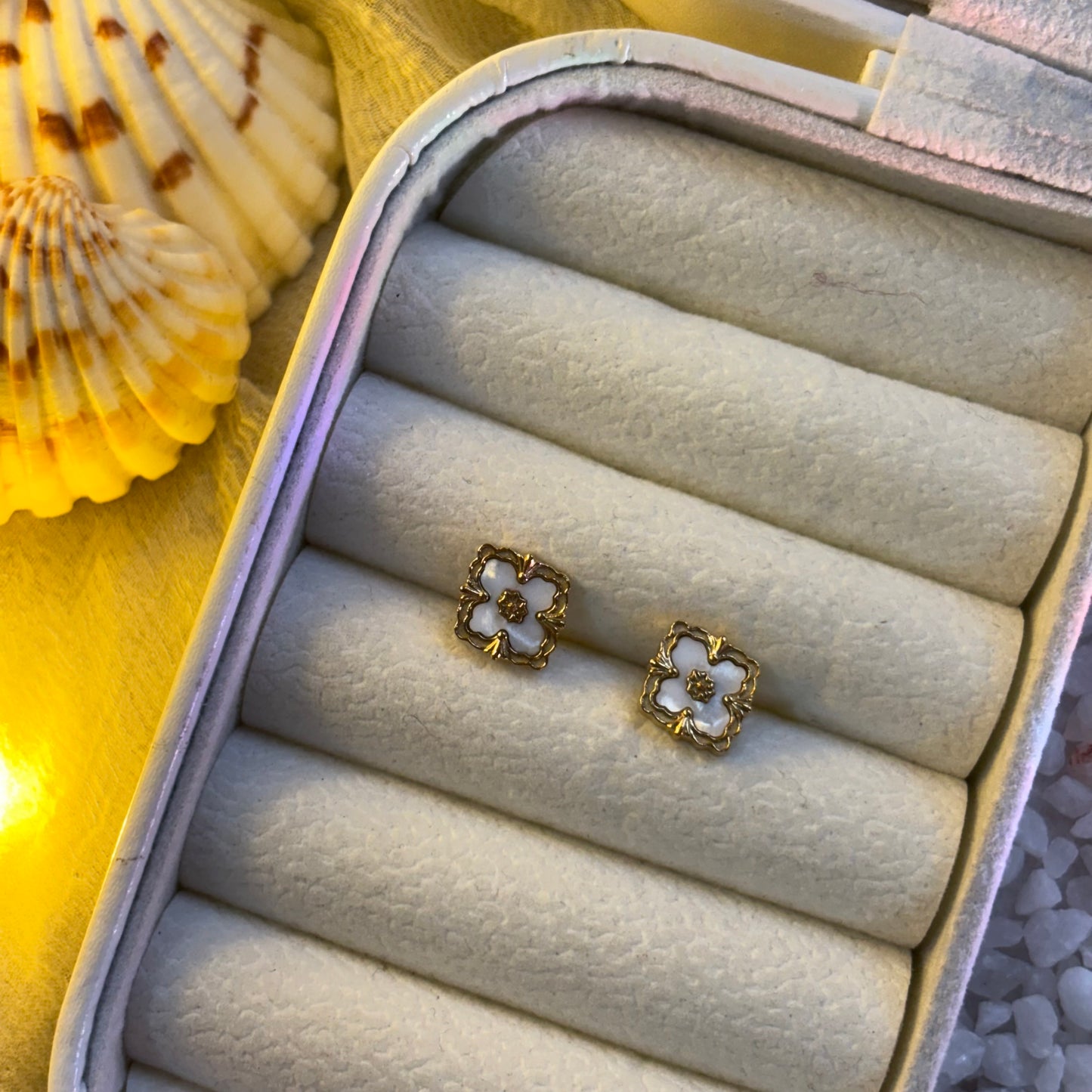 Daisy Stud Earrings